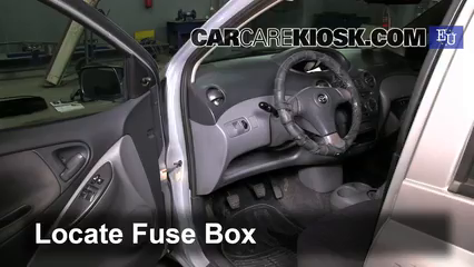 2003 Toyota Yaris 1.3L 4 Cyl. Fusible (interior) Cambio